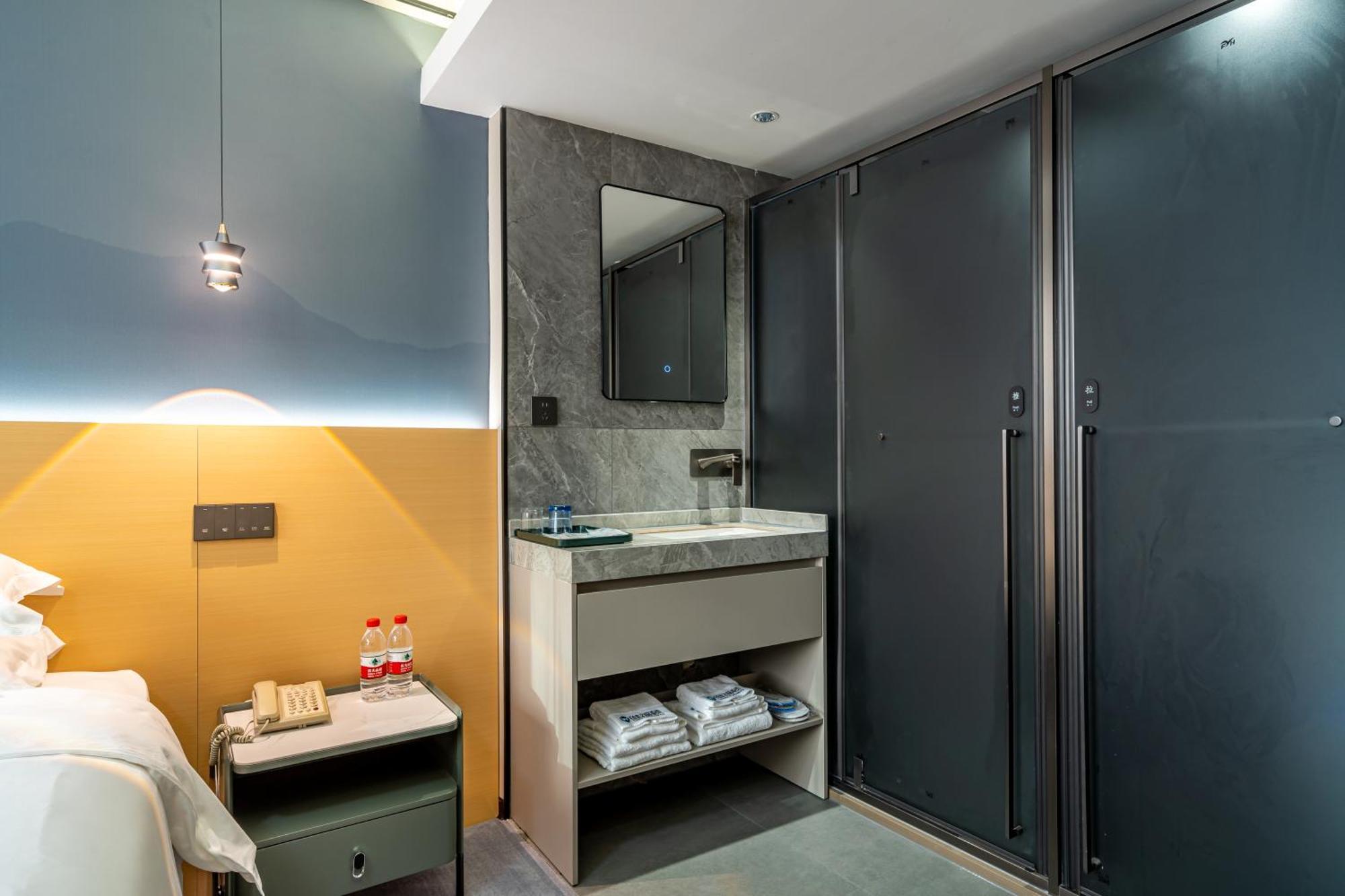 Waifiden Hotel -Former Tokai Hotel - Xiaobei Metro Station - During The Canton Fair, There Will Be Shuttle Buses For Transportation Back And Forth Екстер'єр фото
