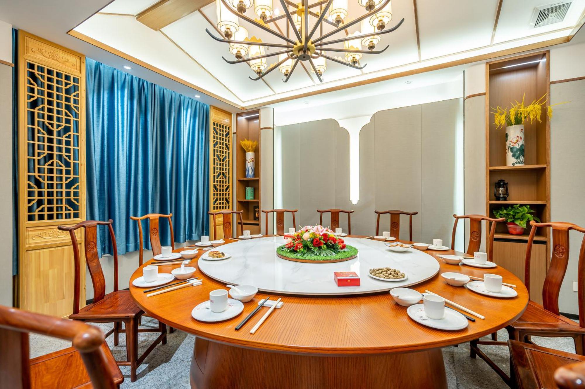 Waifiden Hotel -Former Tokai Hotel - Xiaobei Metro Station - During The Canton Fair, There Will Be Shuttle Buses For Transportation Back And Forth Екстер'єр фото