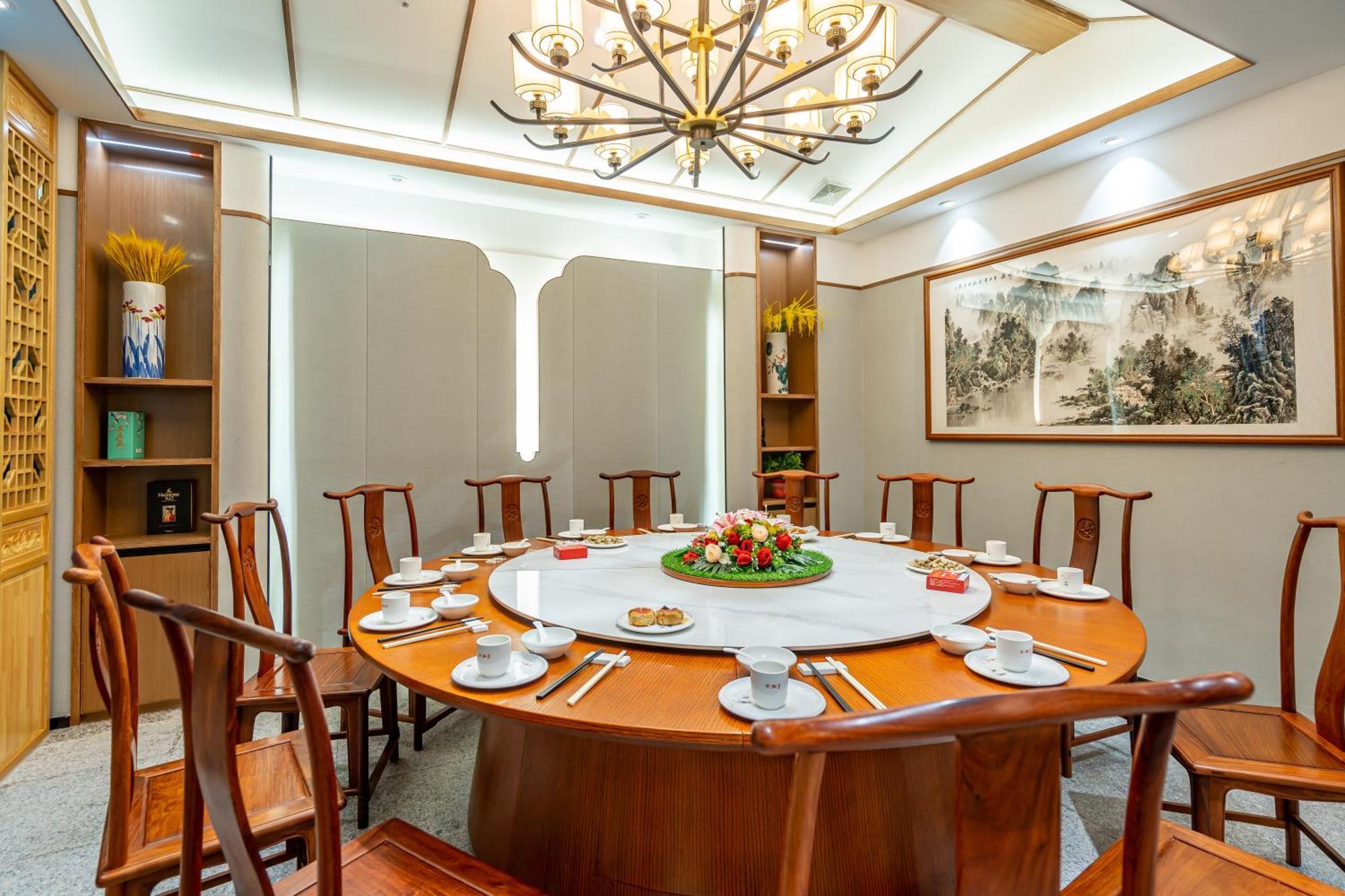 Waifiden Hotel -Former Tokai Hotel - Xiaobei Metro Station - During The Canton Fair, There Will Be Shuttle Buses For Transportation Back And Forth Екстер'єр фото
